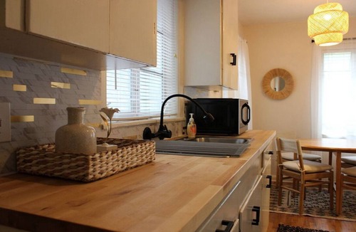 Westfield House | Downtown ATX! Deep Eddy Hideaway near UT