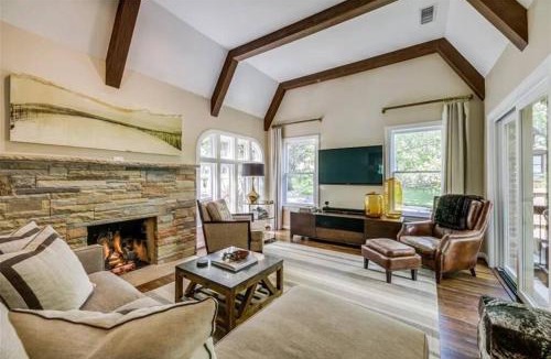 Hollywood - Santa Monica House | E Dallas Family Home with Pool Spa Outdoor Fire