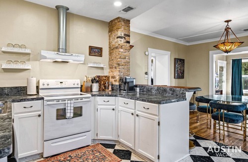 Swede Hill House | East Austin Charmer│Grill, Fenced Yard & Patio│Near Rainey, UT & 6th St