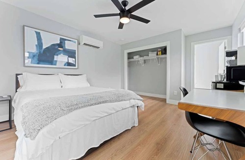 MLK House | East Austin Retreat | Private Guesthouse |Downtown
