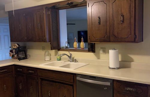 Campus Farm House | Eclectic Mid-Town Tucson 3-bedroom Home, private pool by University and Downtown