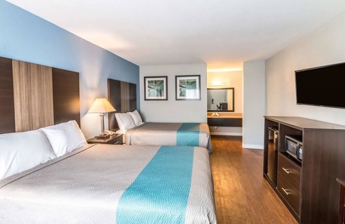 Mineral Wells Hotel | Econo Lodge Mineral Wells