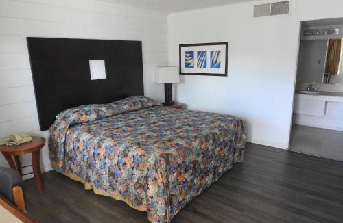 Polvadera Hotel | Economy Inn