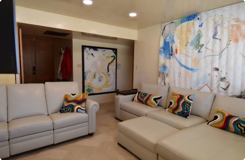 Santa Fe House | Elegant home in Santa Fe perfect for your next getaway