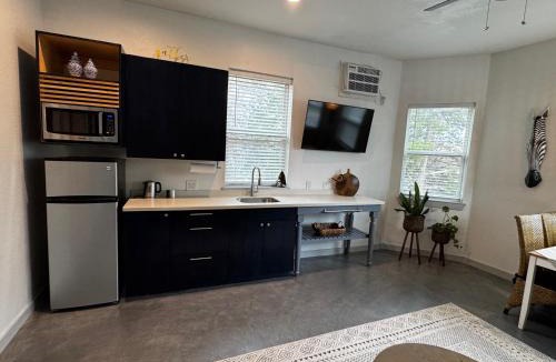 Huntsville Apartment | Elizabeth Manor in Downtown Huntsville