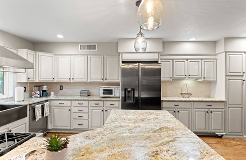 Biggs Field House | Emerald Rose! Serene home filled with love, beauty, peace around every corner.