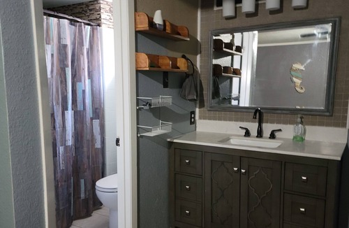 North San Antonio - SAT House | Entire home with king bed master suite and gas fireplace