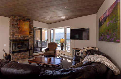 Purgatory Condo | Eolus Ski-in/Ski-Out Condo w/private hot tub/deck and Awesome Mountain Views