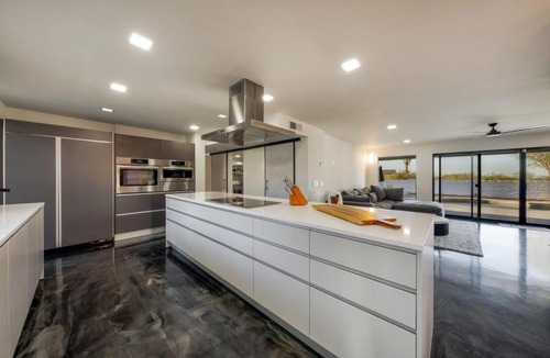 Tucson House | Estate, Home and Guesthouse, 2 Pools, 7 BR 5 BA