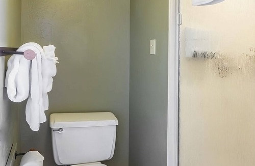 Mesa Verde National Park Hotel | Everything You Need For The Perfect Vacation! Pets Allowed, Free Parking, Lounge