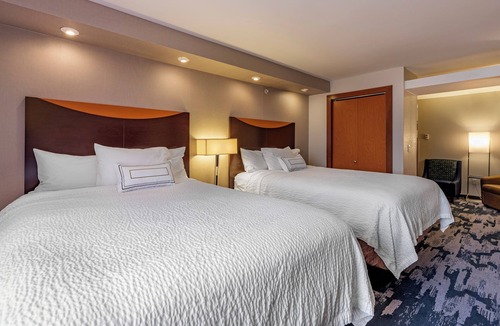 Decatur Hotel | Fairfield Inn & Suites by Marriott Decatur at Decatur Conference Center