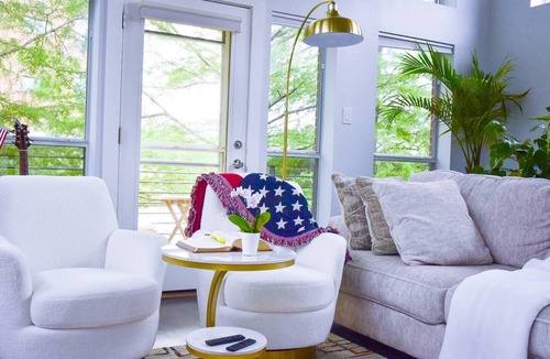 Knox - Henderson House | FaithHopeLove