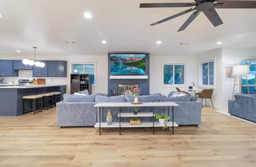 Pointblank House | Family Cove Retreat - newly remodeled!