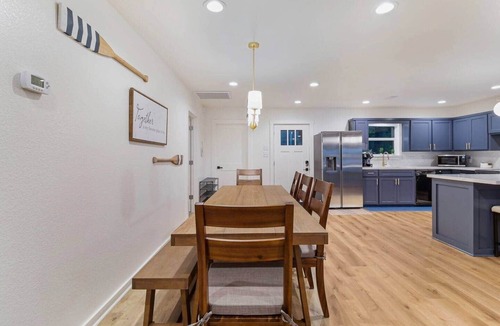 Pointblank House | Family Cove Retreat - newly remodeled!