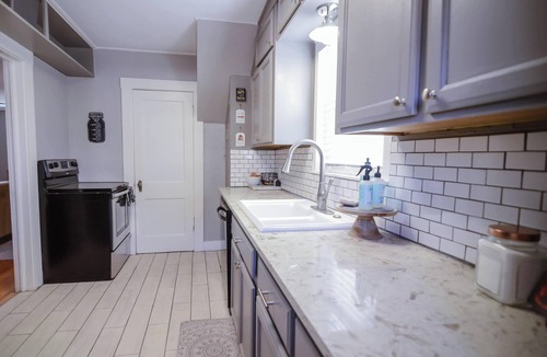 Amarillo House | Family friendly, 3BR/2BA with park view, minutes from downtown venues.