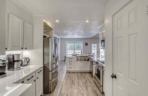 West Oak Hill House | Family-Friendly 3BR | Private Pool & BBQ in Austin