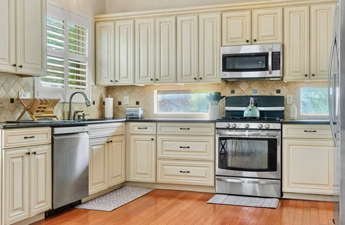 North Buttercup Creek House | Family Friendly- 5BR - Pool & Hot Tub-Game Room & Playhouse- Fenced Yard-Firepit