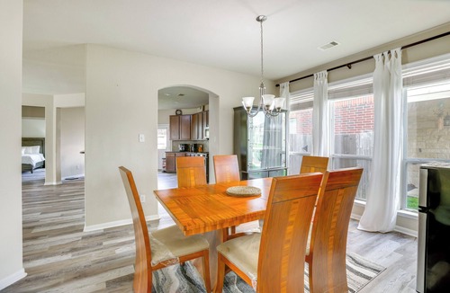 Barker House | Family-Friendly Home w/Yard in Houston Suburbs!