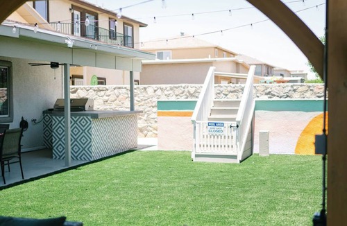 Northeast El Paso House | Family Retreat w/Pool - Golf - Pickleball Sleeps 9