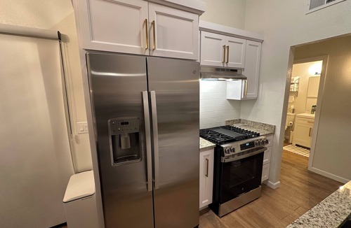 Biggs Field House | Fully Remodeled 2-bedroom house in El Paso with WiFi, AC