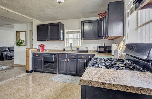 Las Cruces House | Fully Renovated, Near NMSU! Convenient Family Home