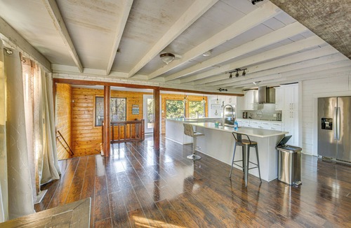 Streetman House | Game Room, Trails! 30-Acre Lakefront Streetman Gem