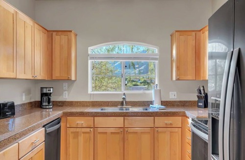 Tucson Condo | Gated Condo Long Stay in the Heart of Ventana Canyon!
