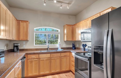 Tucson Condo | Gated Condo Long Stay in the Heart of Ventana Canyon!