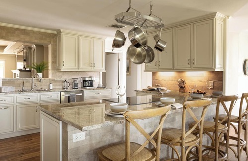 Canyon Lake Villa | Gated Upscale Resort. 1-Story, PrivatePool+Shaded HotTub, BigBeds GameRm FirePit