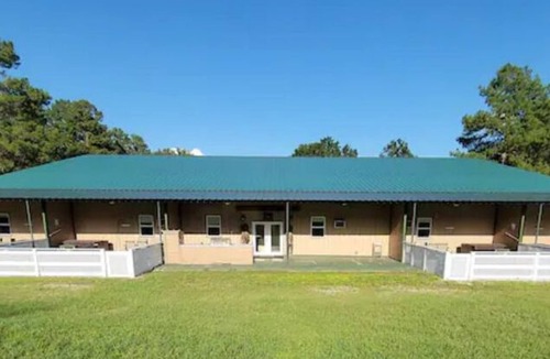 Pennington Apartment | "General Store" at Oak Arbor