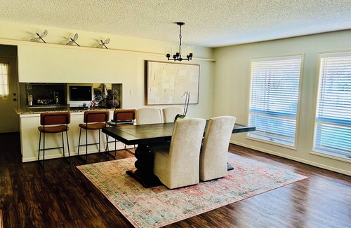 Lakeway House | Golf Course & Pool Stay In The Heart Of Lakeway