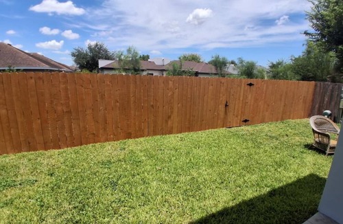 McAllen House | GORGEOUS HOME, COURTYARD, LANDSCAPPED, ABOVE GROUND POOL ,Outside barbecue area.