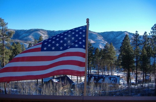 Bayfield House | Gorgeous Mountian Lake House at Vallecito