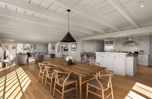 Northeast Santa Fe House | Gorgeous Newly Renovated Luxury Home Located 1 mile to Plaza Avail May 23- Aug 7