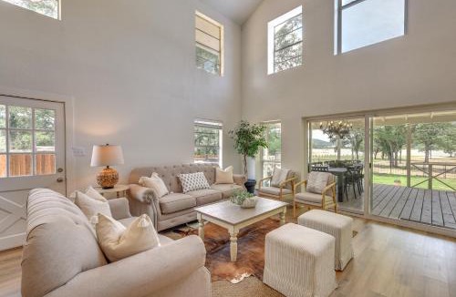 Palo Pinto House | Gorgeous Palo Pinto Home w/Private Hot Tub!