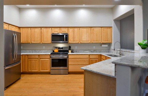 Carmel Pointe House | Gorgeous Townhome in the Heart of Oro Valley - 2 BD, 2 BA