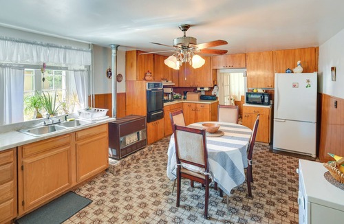 Cordova House | Great for Groups! Cordova Home Near Hiking