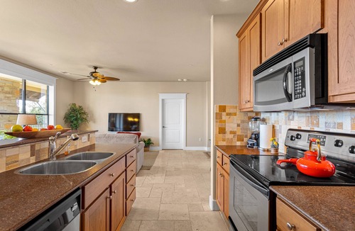 Jonestown Condo | Great Villa in the Hollows Resort, Beautiful Beach Club, Hiking Trails, 4 Pools!
