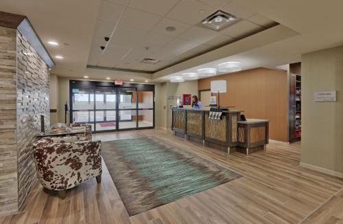 Artesia Hotel | Hampton Inn & Suites Artesia