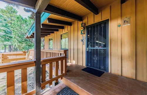 Alto Cabin | Hidden Buffalo Lodge | Sleeps 13 w/Kid's Loft!