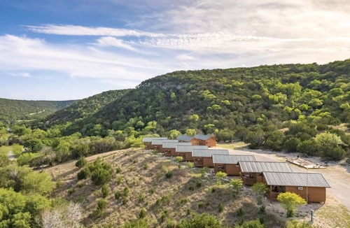 Medina Cabin | Hideaway Cabin #14-19: Texas Hill Country Resort/w Pool