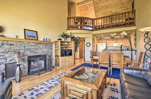 Pagosa Springs House | Hike + Fish: Pagosa Springs Townhome w/View!