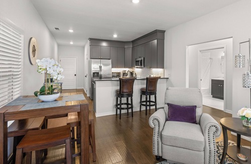 Fredericksburg House | Hill Country Hideout - Cozy 2 bedroom 2 Bath Townhome off of Main Street