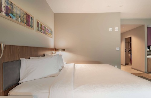Hurst Hotel | Hilton Garden Inn Dallas at Hurst Conference Center