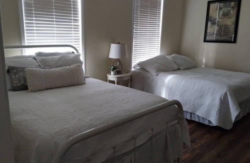 Hearne House | Historic three-bedroom house in Hearne, Texas.