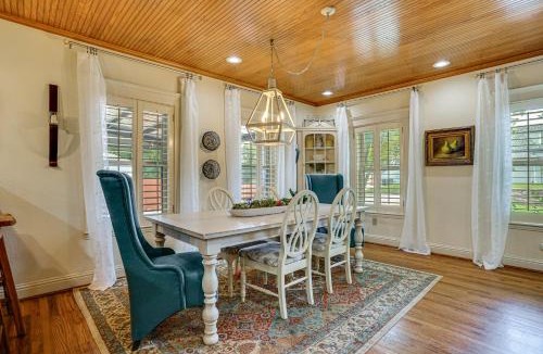 Weatherford House | Historic Weatherford Estate w/Backyard Oasis