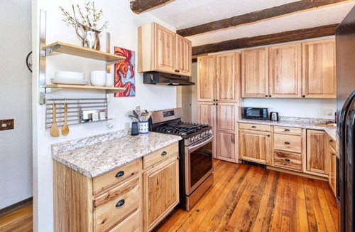 Pearce House | Hopi House - Comfort, Views, Game + Theater Rooms