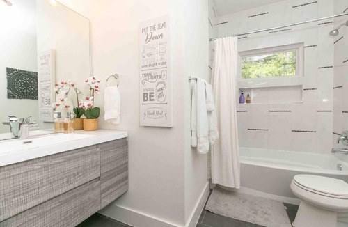 Horseshoe Bay House | Horseshoe Bay Stunner! Luxury!