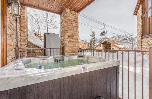 Purgatory House | HotTub-Elkpoint-True Ski In Ski Out Family &Pet Friendly