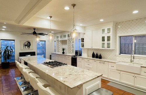El Paso House | Huge Hacienda Home + 1 guest house ,Pool, Scenic Views, Up to 16 Adults, 4 kids
